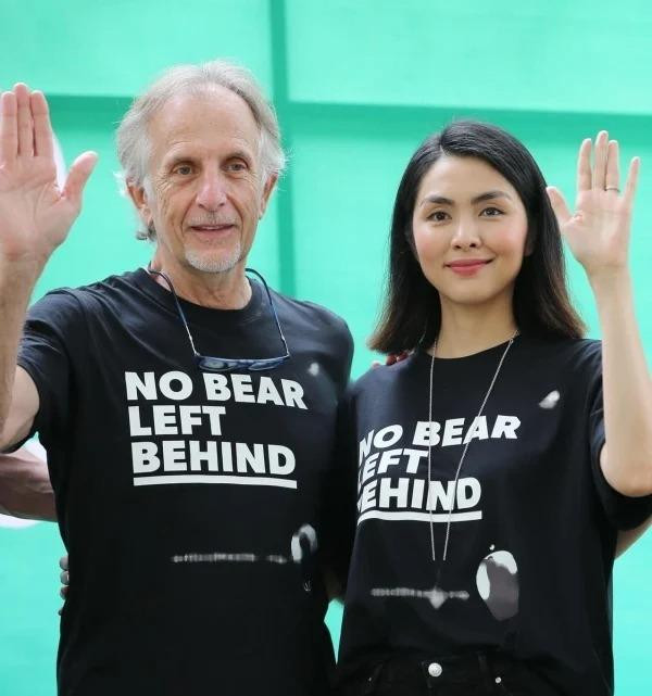 Khoanh khac chup len Tang Thanh Ha 'dim cung khong chim'