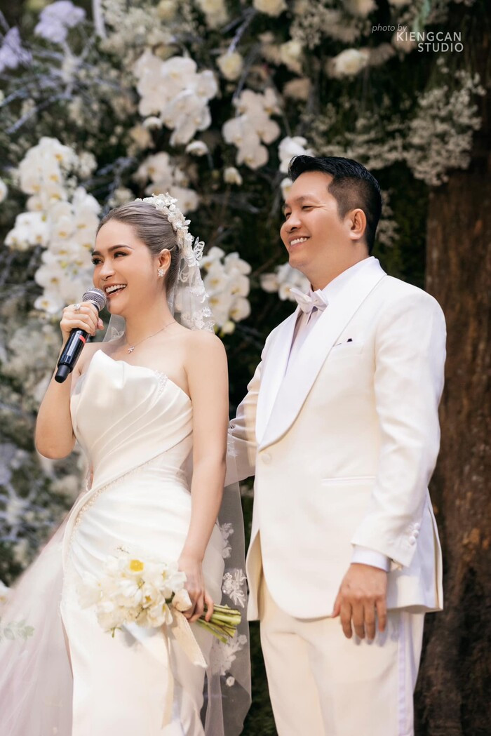 Doan Di Bang tu xung la 'nu hoang thi phi'-Hinh-6