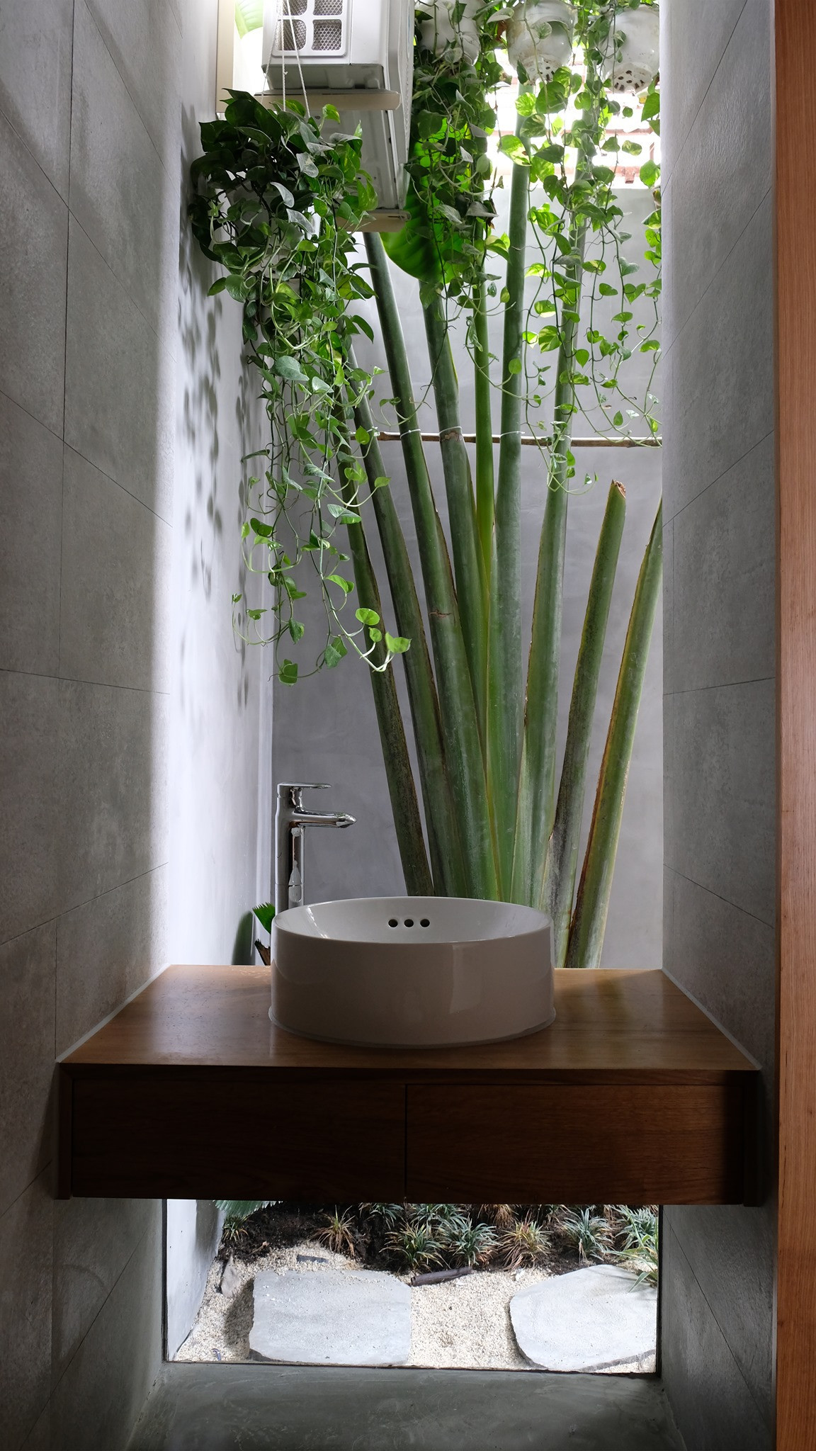 Nhà phố hướng Tây tính toán tạo độ thoáng mát nhất - Hình 9 Nha pho huong Tay tinh toan tao do thoang mat nhat-Hinh-9