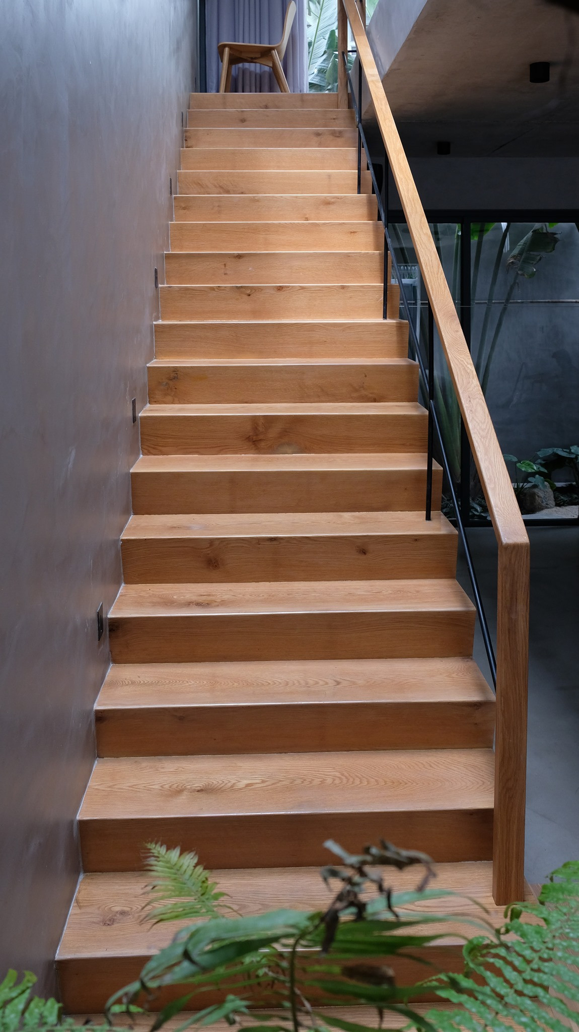 Nhà phố hướng Tây tính toán tạo độ thoáng mát nhất - Hình 8 Nha pho huong Tay tinh toan tao do thoang mat nhat-Hinh-8