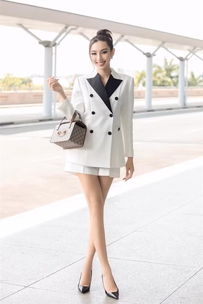 Hoa hau Thuy Tien mac sai lam 'chi mang' khi mac quan-Hinh-8