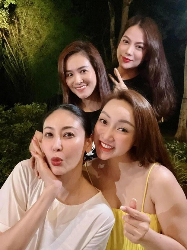 Nhan sắc U50 Trương Ngọc Ánh, Hà Kiều Anh có đọ lại vợ Chi Bảo? - Hình 4 Nhan sac U50 Truong Ngoc Anh, Ha Kieu Anh co do lai vo Chi Bao?-Hinh-4