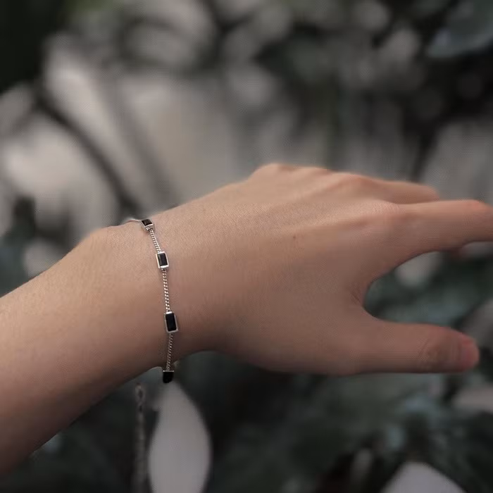 Son Tung 'dem ngon tay', dan mang lai choang nhe