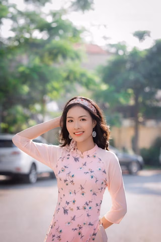 Thanh Tâm chia sẻ, mẹ cô trải qua nhiều cơn ốm đau thập tử nhất sinh, nhưng bà vẫn cố gắng làm việc để lo cho gia đình. Điều này, càng thôi thúc cô sớm tự lập, phụ giúp mẹ kiếm tiền để trang trải học phí. Thanh Tâm muốn trở thành một cô gái kiên cường như mẹ, không gục ngã trước khó khăn, không ngủ quên trên chiến thắng.