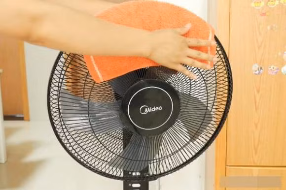 Dap khan vao quat dien vua mat nhu dieu hoa vua duoi muoi-Hinh-2