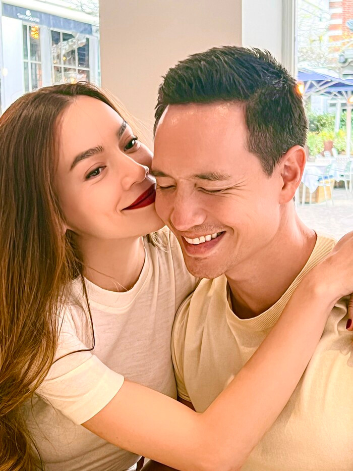 Khoe ảnh tình tứ bên Kim Lý, Hồ Ngọc Hà bất ngờ tiết lộ Khoe anh tinh tu ben Kim Ly, Ho Ngoc Ha bat ngo tiet lo