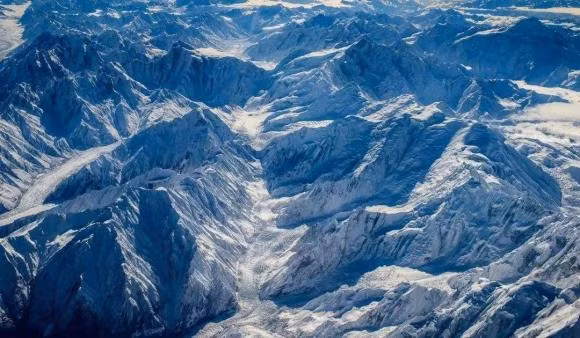 Trai dat ban dau la qua cau lua, nuoc co nguon goc the nao?-Hinh-2