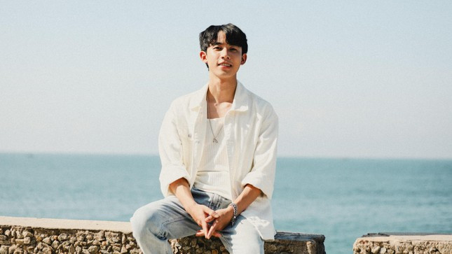 "Soái ca" gen Z khuynh đảo giới trẻ với loạt "hit" tự sáng tác ảnh 2