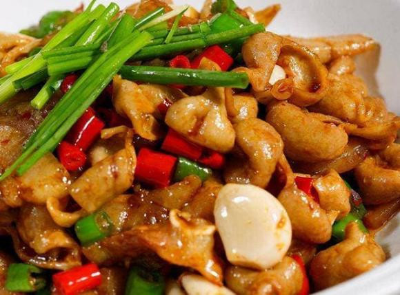 Chuyen gia khong bao gio goi hai mon 