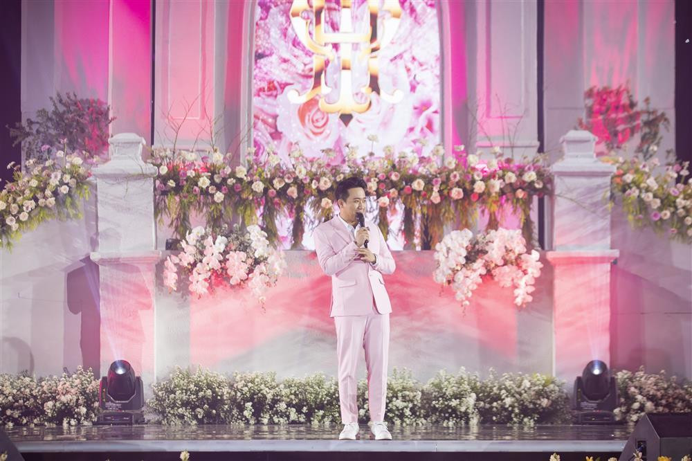 Tran Thanh an cuoi: Anh bi tag banh bao, anh tu dang hu hon