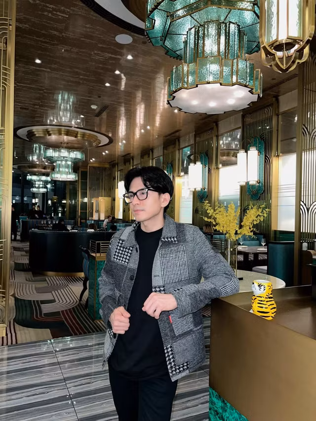 Lam Truong va Dan Truong U50, ngay cang phong do va dien trai-Hinh-10