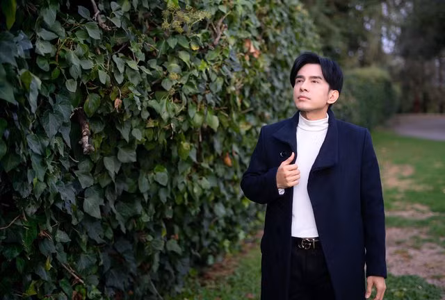 Lam Truong va Dan Truong U50, ngay cang phong do va dien trai-Hinh-6