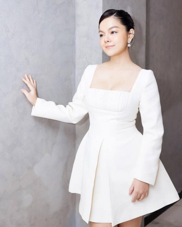 Phạm Quỳnh Anh lọt vào ống kính "team qua đường" ảnh 7