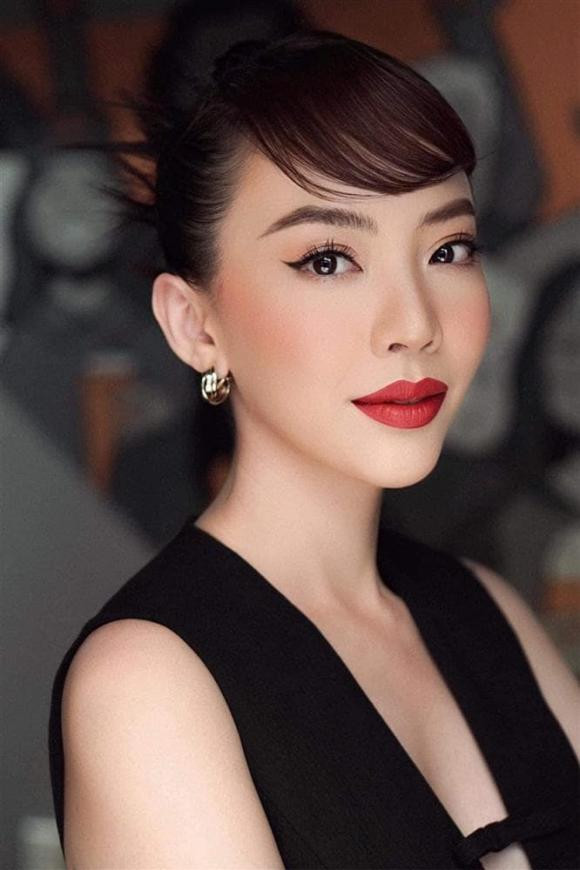 Thu Trang lo hinh anh het nhu chi em song sinh cua Toc Tien-Hinh-2