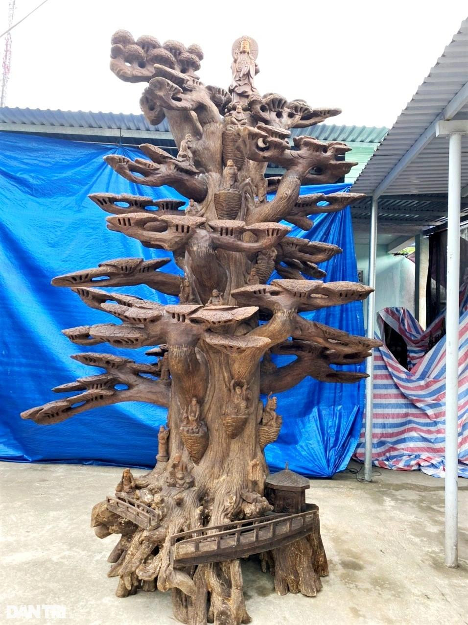 Làng tìm "vàng" trong thân cây, đổi đời nhờ tỉ mẩn đục đẽo ảnh 8 Làng tìm "vàng" trong thân cây, đổi đời nhờ tỉ mẩn đục đẽo ảnh 8