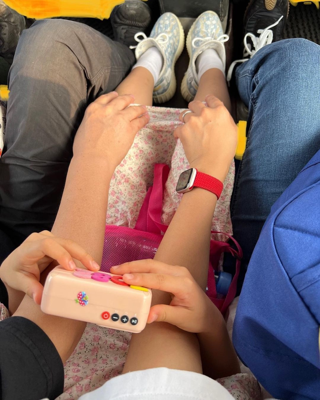 Cach Thang Duy dap tra tin ly than chong dao dien