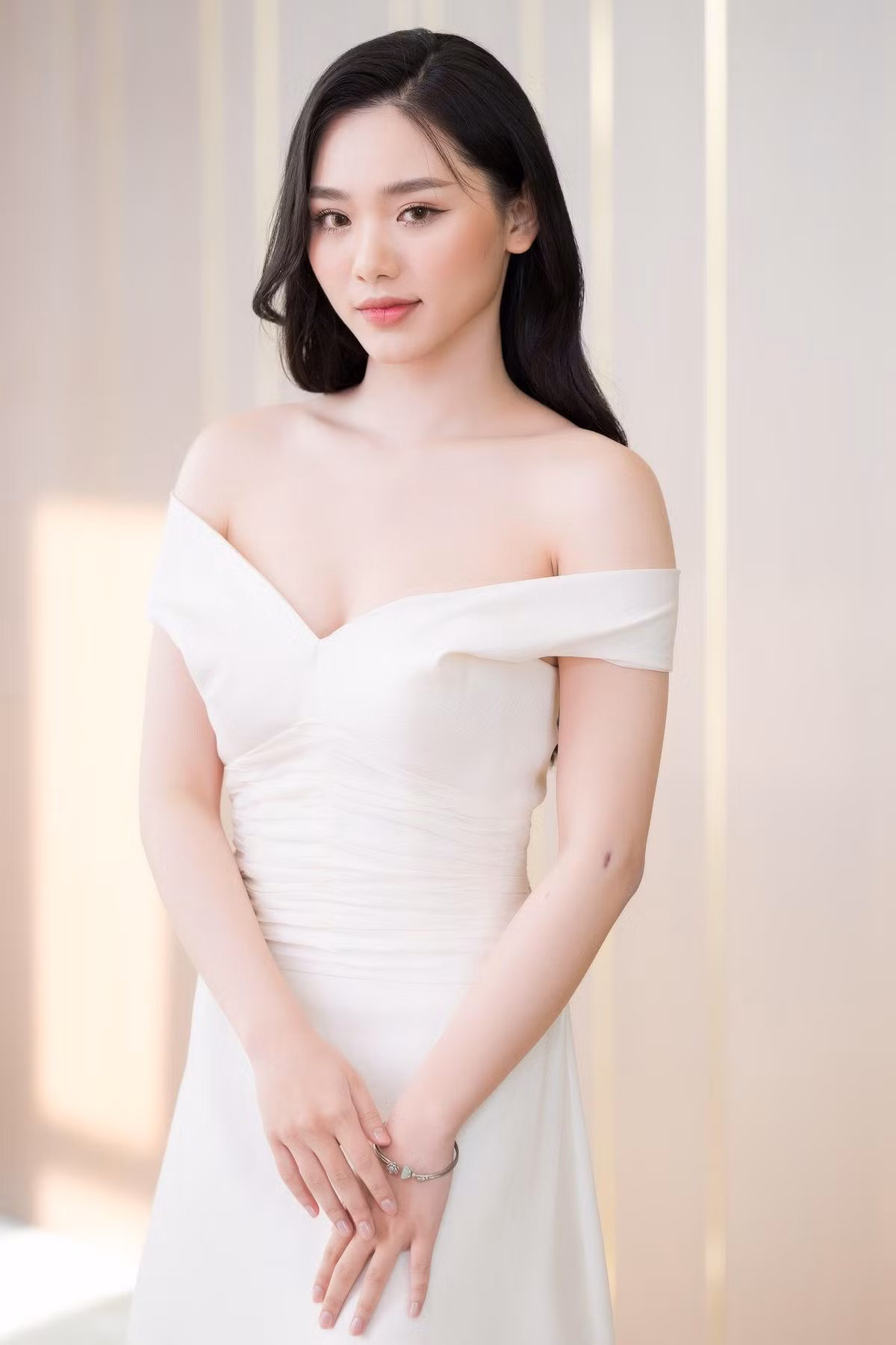 Nu sinh doat 13 huy chuong khieu vu thi Hoa hau Viet Nam 2022-Hinh-3