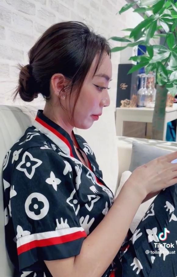 Tiến Luật than thở ở với "sư tử", Thu Trang có pha "phản dame" - Hình 2 Tien Luat than tho o voi