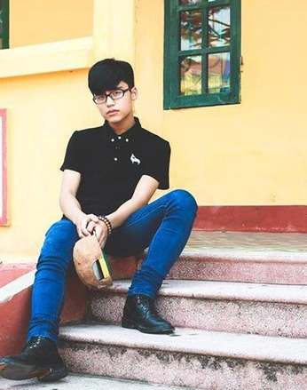 Loat anh thoi di hoc cua em trai Son Tung M-TP-Hinh-9