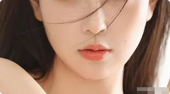 Mot nguoi co may man hay khong, nhin 4 bo phan nay tren mat