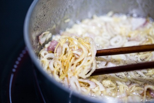 Làm hành phi không khó nhưng muốn giòn thơm - Hình 4 Lam hanh phi khong kho nhung muon gion thom-Hinh-4