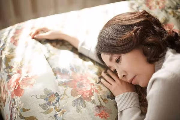 Cơ thể phụ nữ có 6 điểm này chứng tỏ lão hóa đang tới - Hình 2 Co the phu nu co 6 diem nay chung to lao hoa dang toi-Hinh-2