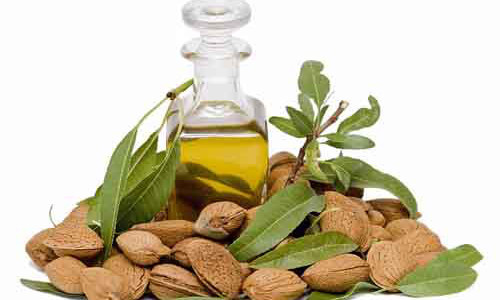 Dầu hạnh nhân. Dùng dầu hạnh nhân chấm lên mi mỗi tối và để qua đêm, sáng dạy rửa mặt như bình thường.