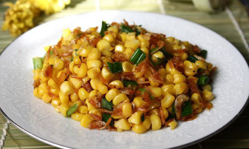 Với các món xào, cần làm nóng chảo trước rồi mới cho bơ vào và chỉ cho thực phẩm vào khi bơ bắt đầu sủi bọt, nếu không thực phẩm sẽ “hút” bơ và trở nên “sũng nước”.