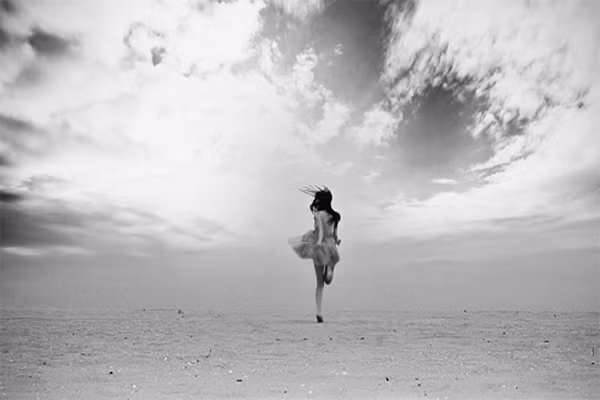 Cortisol cũng chuyển hướng máu ra khỏi đường tiêu hóa làm cho hệ thống tiêu hóa khó chịu, ách bụng, đầy hơi. Tồi tệ hơn, hoocmon căng thẳng sẽ ngăn chặn hệ thống miễn dịch làm cho bạn dễ bị nhiễm trùng. Vì vậy, đổ vỡ sau một mối quan hệ kéo theo sự sa sút sức khỏe là khá phổ biến.