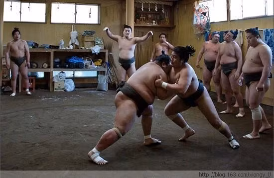 Qúa trình luyện tập vất vả của các võ sĩ