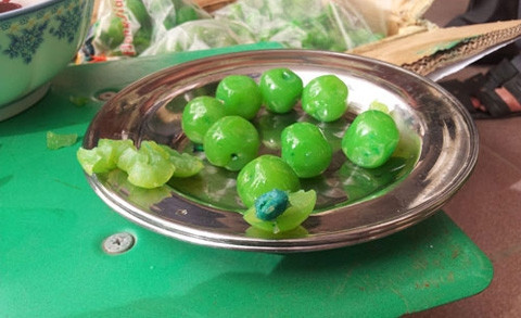 Trong tháng 2/2013, đoàn kiểm tra liên ngành về an toàn thực phẩm Công an quận Ninh Kiều (TP Cần Thơ) cũng đã phát hiện tại Công ty TNHH Đại Phát DTT, do ông Nguyễn Thành Tâm (ngụ Vũng Liêm, Vĩnh Long) làm giám đốc, có các loại hàng hóa không rõ nguồn gốc xuất xứ, có dấu hiệu làm giả nên kiểm tra.