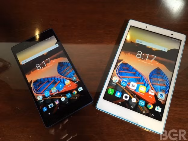  2. Lenovo Tab 3 7 và Lenovo Tab 3 8. Tương tự như mẫu máy tính bảng Tab 3 7 Enssential, nhưng “người anh em” Tab 3 7 của Lenovo có cấu hình cao cấp hơn với mức giá cao hơn một chút ở mức 2,7 triệu đồng. Lenovo Tab 3 8 được trang bị được trang bị công nghệ hiển thị thích ứng (Adaptive Display), giúp loại bỏ tác hại của màn hình xanh. Tuy nhiên, phải đến tháng 7/2016, mẫu máy tính bảng này mới được bán ra thị trường.