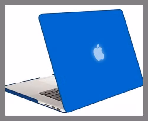  Vỏ bảo vệ laptop. Nếu muốn laptop của mình tránh bị trầy xước do va đập, hãy sử dụng vỏ bảo vệ của Mosiso. Chúng có nhiều màu sắc, họa tiết để lựa chọn, phù hợp với những người coi trọng vẻ bề ngoài. Vỏ bảo vệ MacBook Pro 13 Retina của Moiso có giá 12,99 USD (291.000 đồng).