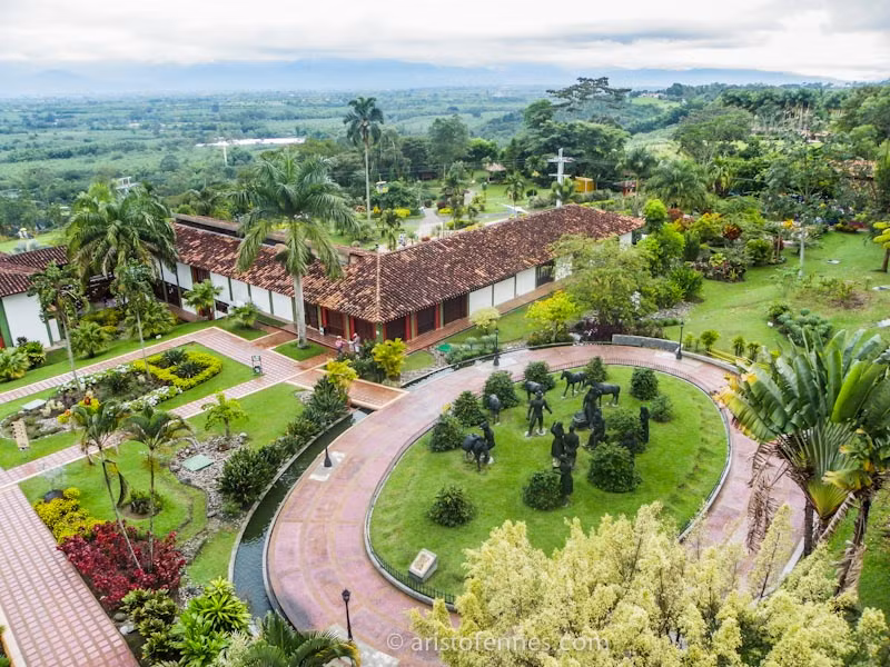 Dựa trên di sản từ ngành trồng cà phê, các công viên chủ đề đã được xây dựng, trong đó địa điểm nổi bật đó là Công viên cà phê quốc gia Colombia nằm ở thị trấn Montenegro thuộc tỉnh Quindío. Ảnh: Planpalfinde.com.