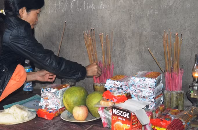 Mọi người bàng hoàng, xót xa trước việc 2 em bị giết chết