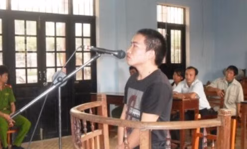 Bị cáo Lý Seo Chín tại tòa.