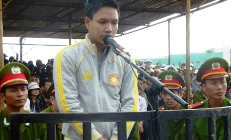 Chân dung Lê Văn Vui tại phiên tòa sơ thẩm.