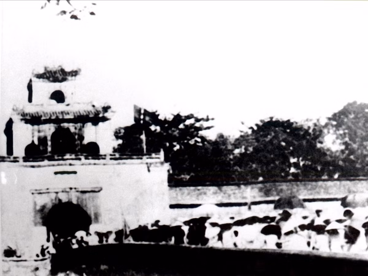 Cach mang Thang Tam va cuoc van dong vua Bao Dai thoai vi 79 nam truoc-Hinh-2