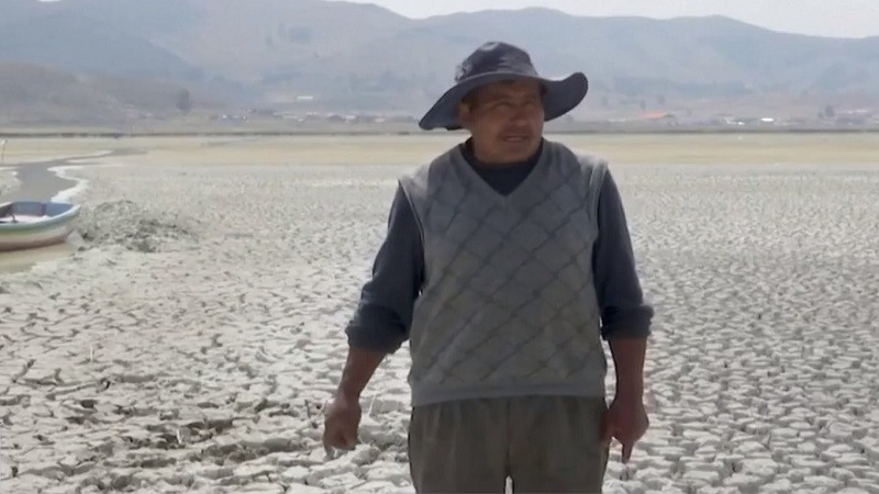 Ho Titicaca, noi luu tru nuoc ngot lon nhat Nam My dang can dan