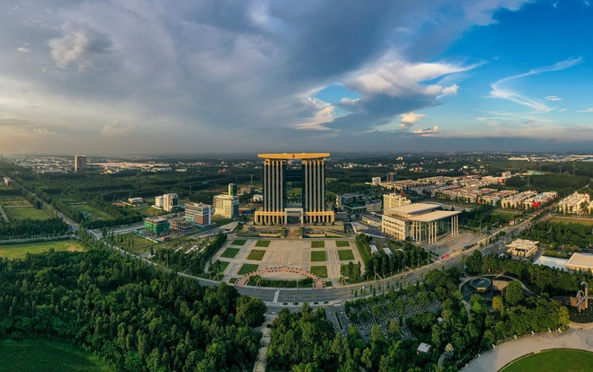 Thủ Dầu Một hiện là thành phố tỉnh lỵ của Bình Dương. Ngoài ra, tỉnh này còn có 2 thành phố khác là Dĩ An, Thuận An; 2 thị xã là Bến Cát, Tân Uyên; cùng 4 huyện: Bàu Bàng, Bắc Tân Uyên, Dầu Tiếng và Phú Giáo. Ảnh: Quỳnh Danh.