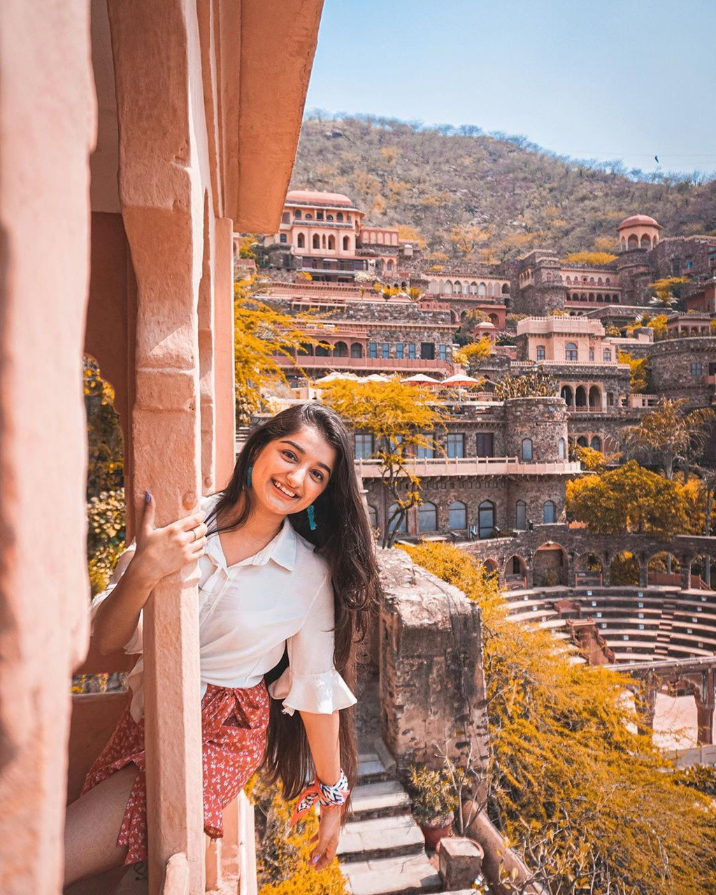 Vốn đam mê những công trình cổ kính từ nhỏ, Nath đã xây dựng 28 khách sạn trên nền phế tích cũ ở 10 bang tại Ấn Độ.