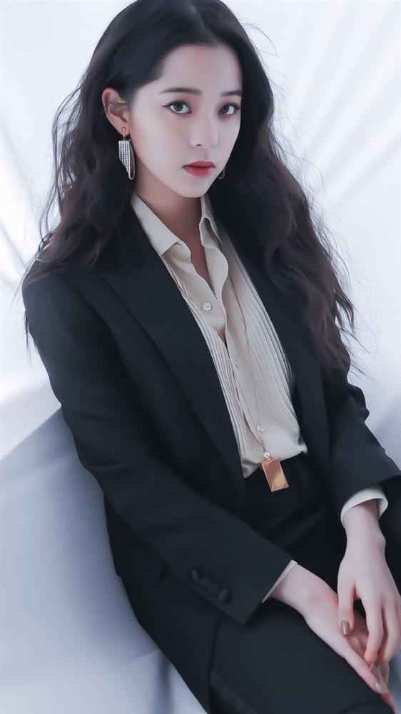 Phu nu thuoc 4 cung Hoang dao nay so huu tri tue phi thuong