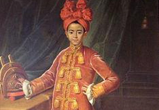 Ngoài bài thơ Đế hệ thi, vua Minh Mạng còn ban 10 bài thơ Phiên hệ thi cho 10 người anh em trai của mình (con vua Gia Long), mỗi dòng 1 bài thơ để đặt tên cho con cháu của họ. Ảnh: Báo Giáo dục thời đại.