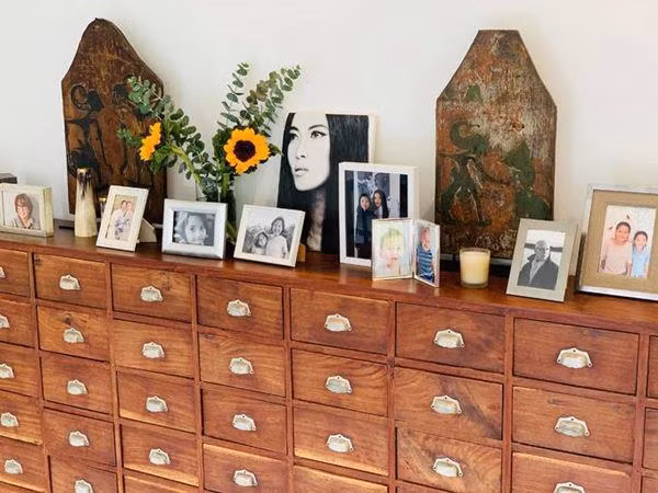 2 sao nu lay chong Tay don ve biet thu trieu do-Hinh-6