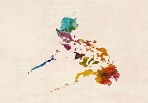 Theo World Atlas, Philippines thuộc khu vực Đông Nam Á, có diện tích hơn 300.000 km2, dân số hơn 101 triệu người. Lãnh thổ Philippines được cấu thành bởi hơn 7.100 hòn đảo lớn nhỏ khác nhau, có hình thù giống chú chó đang ngồi. Ảnh: World Atlas.