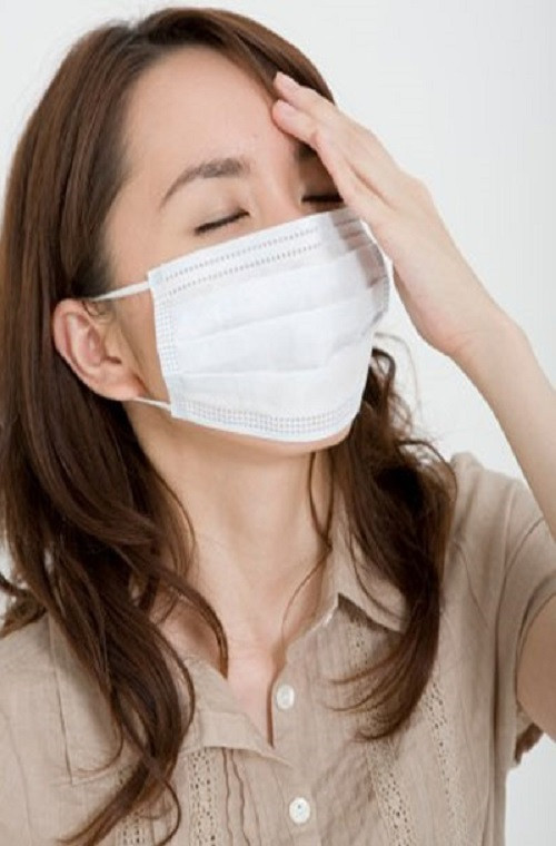 Khi phải tiếp xúc với màn hình ti vi bị hỏng, vỡ hoặc cất trong các kho đã lâu, bạn nên giới hạn tiếp xúc bằng cách đeo găng tay cao su và khẩu trang trong suốt quá trình.