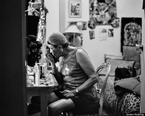 Tuy nhiên, sau khi làn ranh giữa người dị tính và người LGBT dần được xóa bỏ thông qua các chiến dịch cộng đồng, những địa điểm như thế dần thưa và chỉ còn lại rất ít.