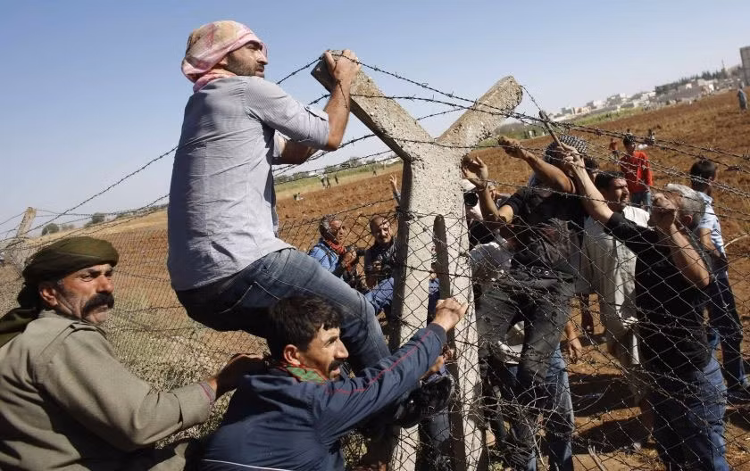 Người dân tháo chạy trước nỗi lo sợ về Nhà nước Hồi giáo (IS).