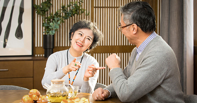 Nếu ở độ tuổi 30, người ta thích trò chuyện với người khác và sẵn sàng nói về những mối quan hệ đang có và những người khác cũng vậy. Ai cũng muốn sẵn sàng kết bạn nhiều hơn. Người ta thường nói, nhiều bạn sẽ tạo ra nhiều con đường.