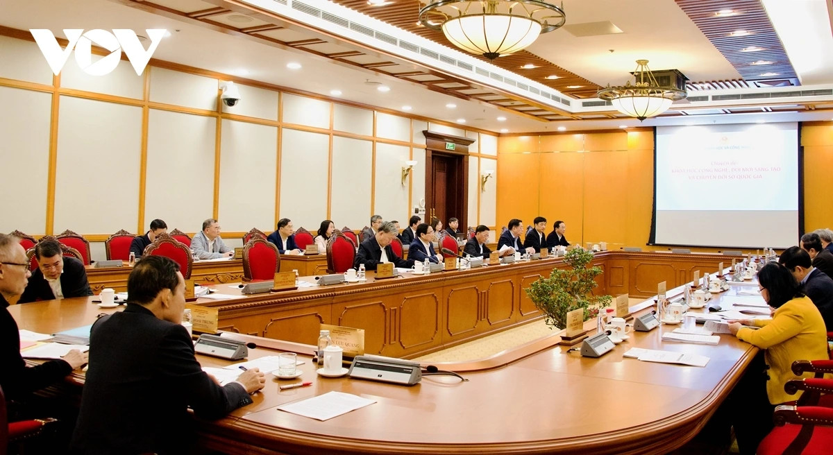 Tong Bi thu: Phat trien KHCN, doi moi sang tao, chuyen doi so la lua chon bat buoc